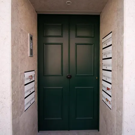 Apartment Reference T0 *